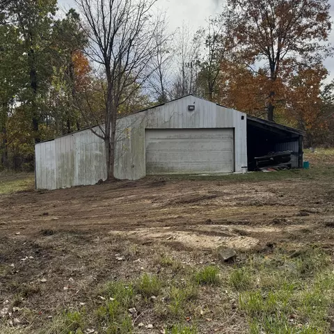 4320 Livingston Rd NE, Newark, OH 43055