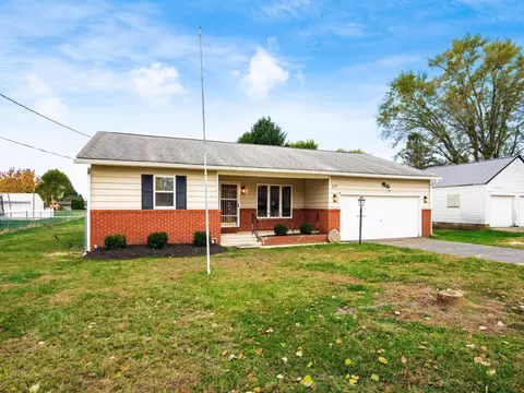 217 N Vernon Ave, Newark, OH 43055