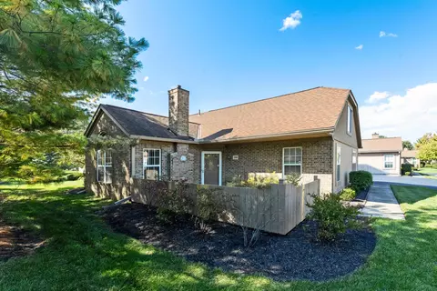 2481 Timbers Edge Ln #2481, Columbus, OH 43235