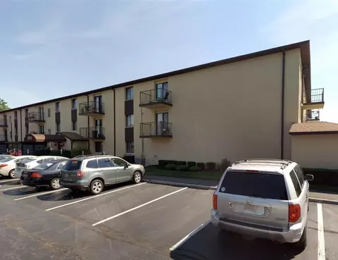 5970 Sharon Woods Blvd #105, Columbus, OH 43229