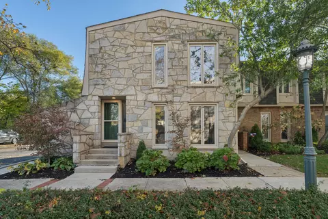 3600 Reed Rd #15, Upper Arlington, OH 43220
