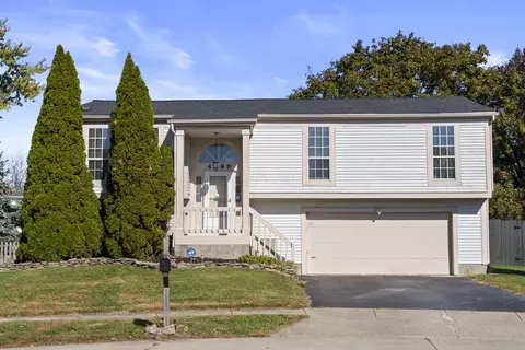4888 Silver Bow Dr, Hilliard, OH 43026
