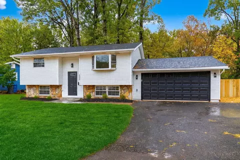 6505 Bartlett Rd, Reynoldsburg, OH 43068