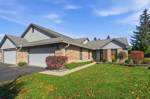 3112 Country Side Ct, Springfield, OH 45503 photo 2