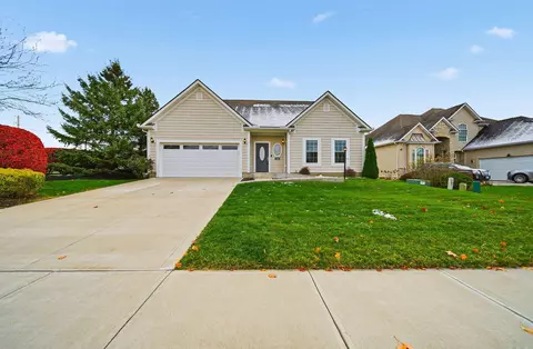 104 Monebrake Dr, Pickerington, OH 43147