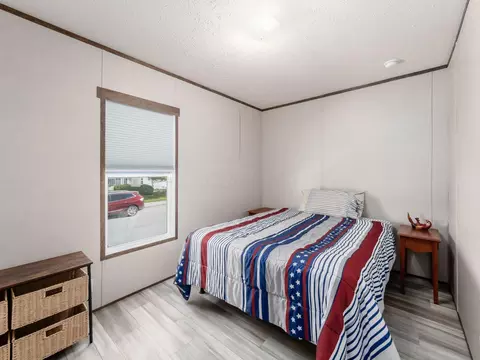 Bedroom - 11 Oak Glen Dr, Delaware, OH 43015 photo 1 of 2