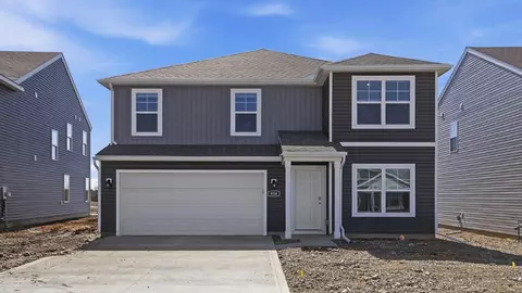 938 Sherwood Loop, Bellefontaine, OH 43311