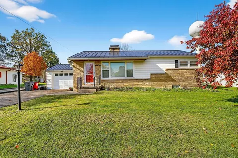 145 Maple St, Ashville, OH 43103