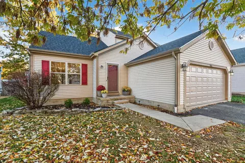 1661 Meadowlark Ln, Marysville, OH 43040