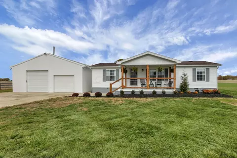 6040 Amanda Clearport Rd SW, Amanda, OH 43102