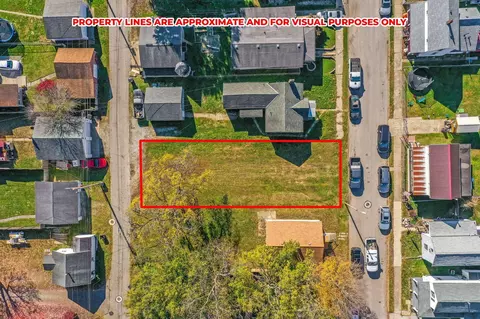 136 Sherman Ave, Lancaster, OH 43130