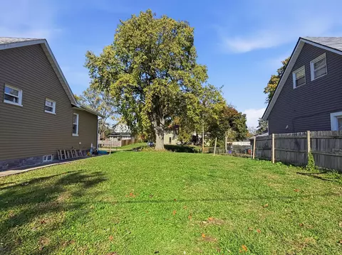 1556 Walsh Ave, Columbus, OH 43223