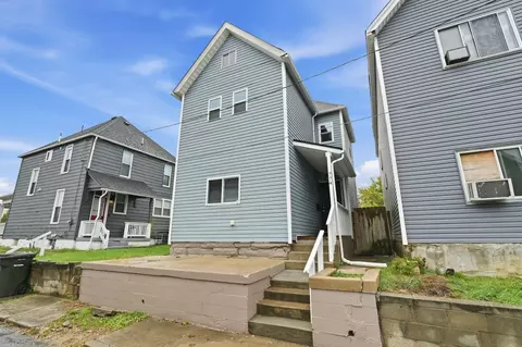 774 Buckingham St, Columbus, OH 43203