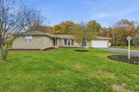 854 S Section Line Rd, Delaware, OH 43015