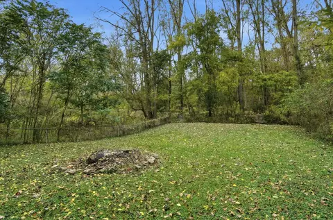 Exterior - 64 Commerce St, Lockbourne, OH 43137 photo 6 of 8