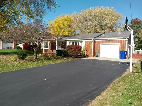 1202 Cross St, Greenfield, OH 45123