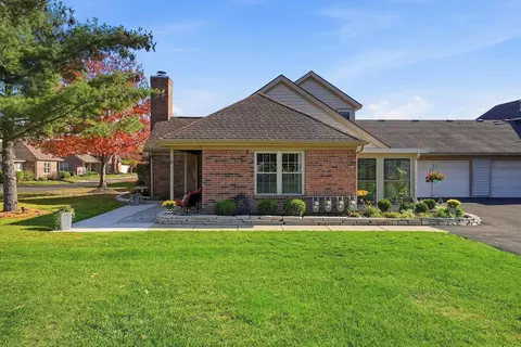 9458 Clermont Blvd, Powell, OH 43065