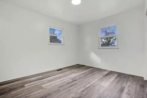 Bedroom - 2009 Fair Oaks Dr, Sidney, OH 45365 photo 1 of 6