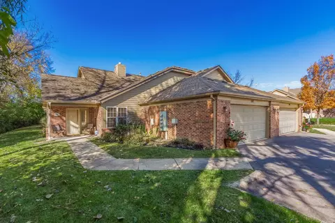 597 Piney Glen Dr, Columbus, OH 43230