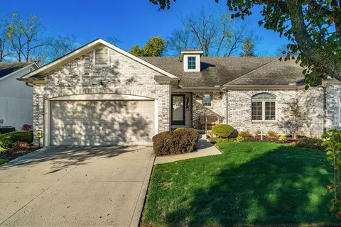 4999 Birch Grove Dr, Groveport, OH 43125