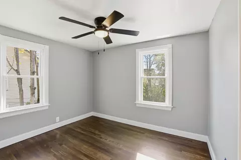 Bedroom - 717 E Main St, Newark, OH 43055 photo 5 of 9