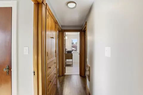 Entry Way - 717 E Main St, Newark, OH 43055 photo 7 of 8