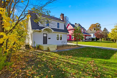 717 E Main St, Newark, OH 43055