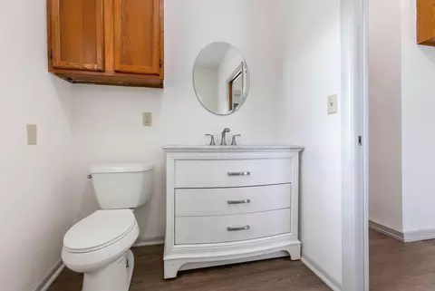 Bath - 844 E Wheeling St, Lancaster, OH 43130 photo 2 of 3