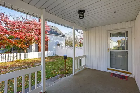 Exterior - 844 E Wheeling St, Lancaster, OH 43130 photo 5 of 17