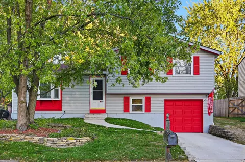 2242 Topaz Dr, Grove City, OH 43123