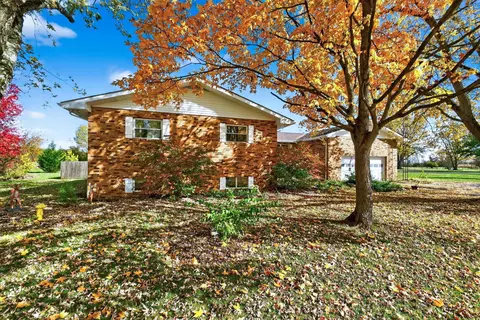 3388 Harrisburg Georgesville Rd, Grove City, OH 43123