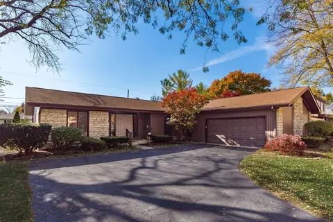 1501 Bridgeton Dr, Columbus, OH 43220