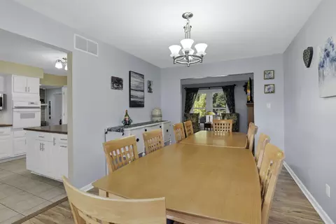 Dining - 1805 Maple Ct, Heath, OH 43056 photo 3 of 3
