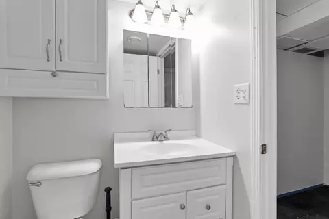 Bath - 1805 Maple Ct, Heath, OH 43056 photo 12 of 12