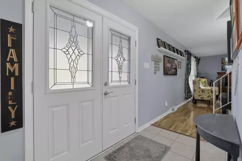 Entry Way - 1805 Maple Ct, Heath, OH 43056 photo 1 of 4