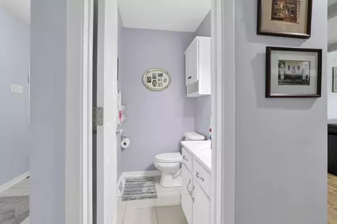 Entry Way - 1805 Maple Ct, Heath, OH 43056 photo 2 of 4