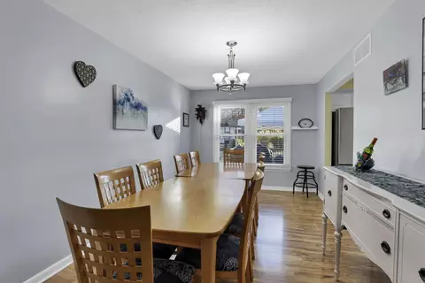 Dining - 1805 Maple Ct, Heath, OH 43056 photo 1 of 3