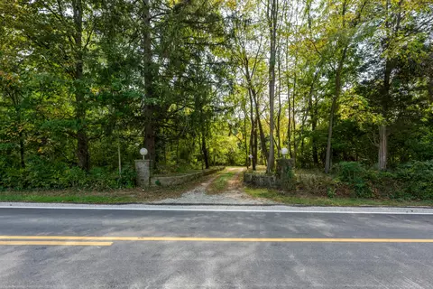 5143 E Walnut St, Westerville, OH 43081