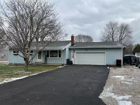 32 N Utah Ave, Newark, OH 43055