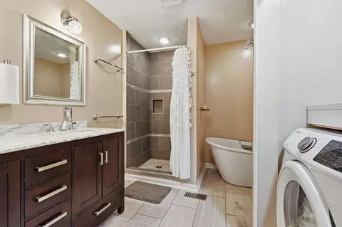 7585 Wrenview Dr, Springfield, OH 45502 photo 24
