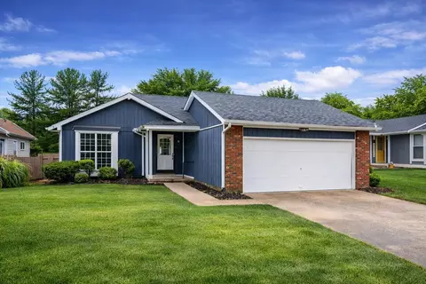 1068 Terrace Ct, Zanesville, OH 43701