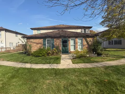 2029 Burwell Dr #A, Columbus, OH 43209