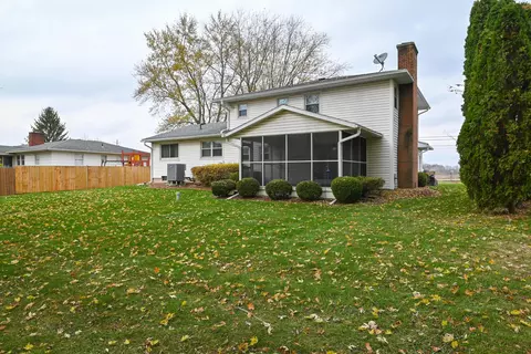 Exterior - 525 Somerlot Hoffman Rd E, Marion, OH 43302 photo 8 of 13