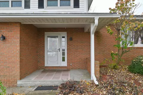 Exterior - 525 Somerlot Hoffman Rd E, Marion, OH 43302 photo 3 of 13