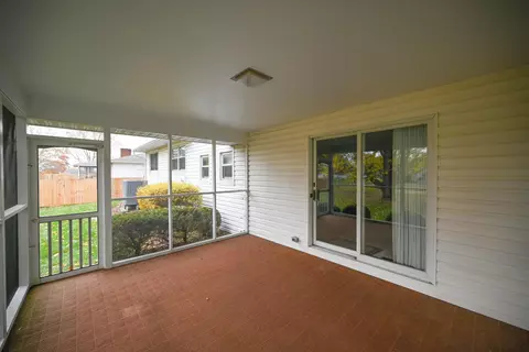 Exterior - 525 Somerlot Hoffman Rd E, Marion, OH 43302 photo 13 of 13