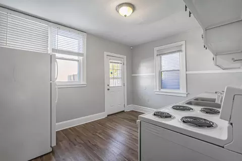 Entry Way - 204 E Blake Ave, Columbus, OH 43202 photo 1 of 1