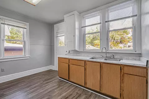 Kitchen - 204 E Blake Ave, Columbus, OH 43202 photo 1 of 3