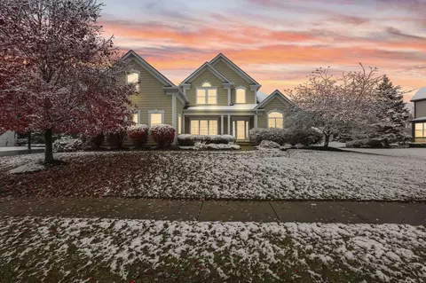 8730 Swisher Creek Xing, New Albany, OH 43054