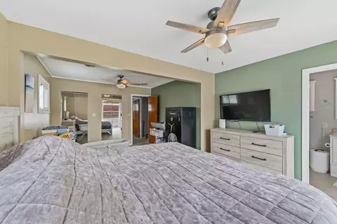 Bedroom - 1305 Eckley Dr, Marion, OH 43302 photo 4 of 6