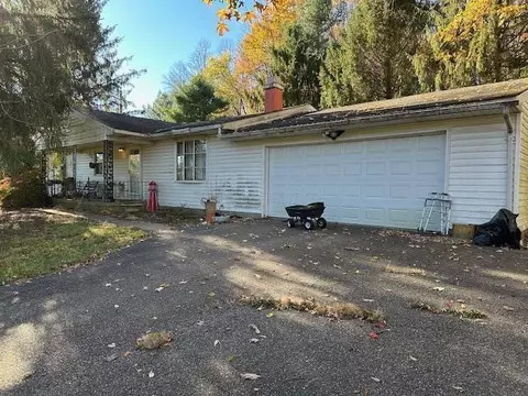 175 Happy Hollow Rd, Chillicothe, OH 45601